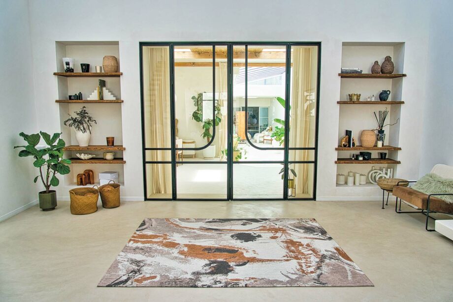 Louis De Poortere vloerkleed Gallery Fresque 9344 Middle Of interior 1