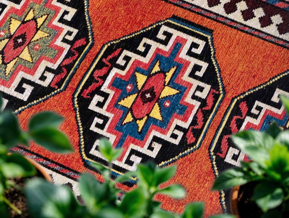 Louis De Poortere vloerkleed Antiquarian Antalia 9844 Antalia Red Mix Detail