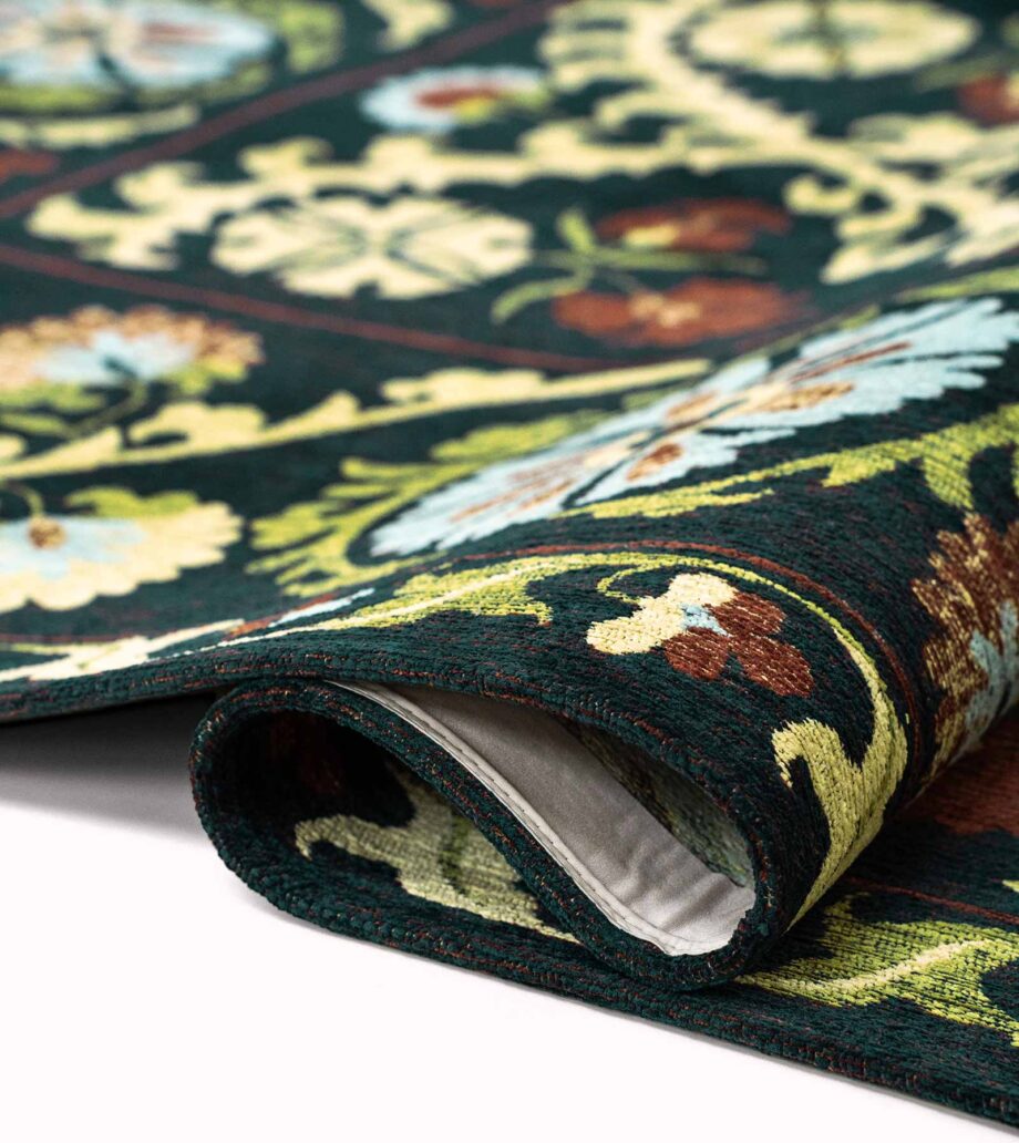 Louis De Poortere vloerkleed Antiquarian Suzani 9729 Bavaria fold