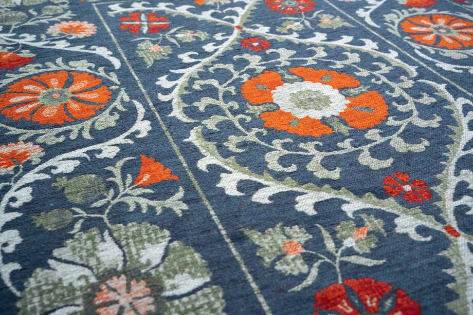 Louis De Poortere vloerkleed Antiquarian Suzani 9730 Nordic zoom 3