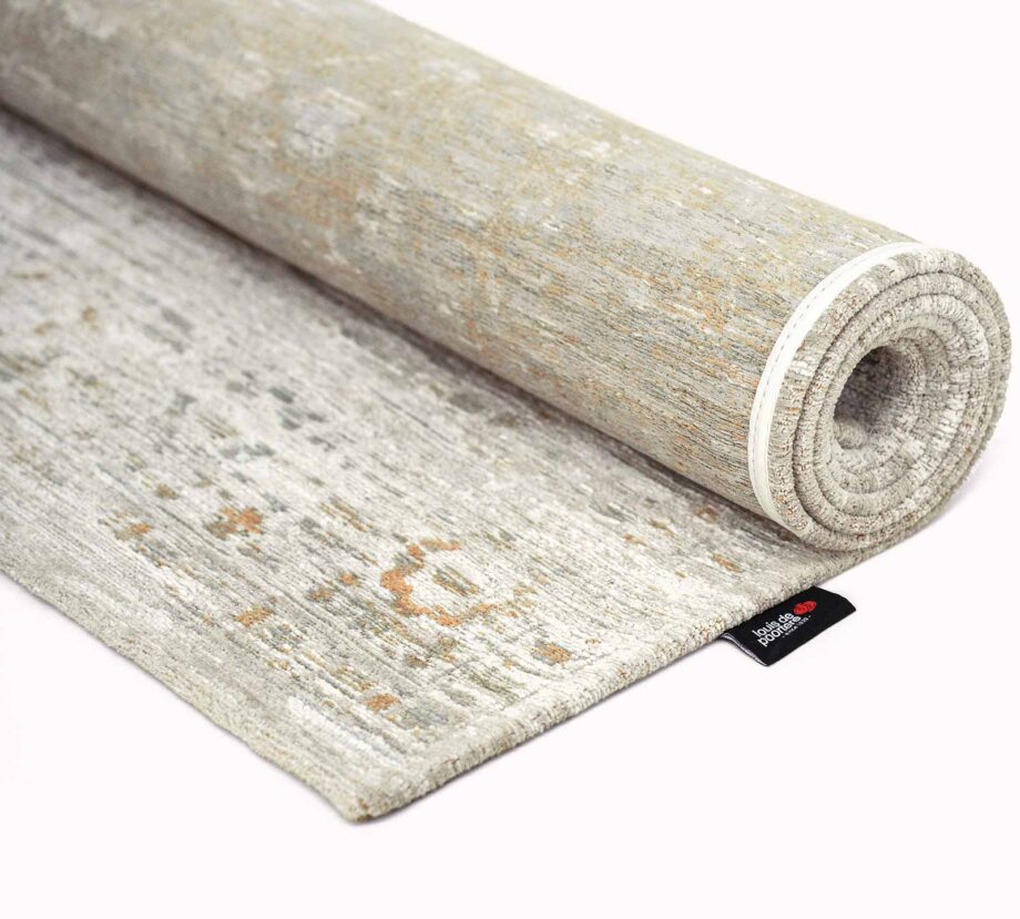 Louis De Poortere vloerkleed Antiquarian Ushak 9837 Yenikapi Light roll